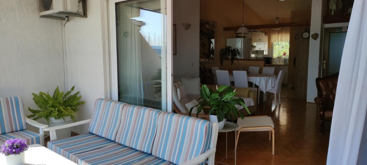 Apartment Gallery Kastela Ngoại thất bức ảnh